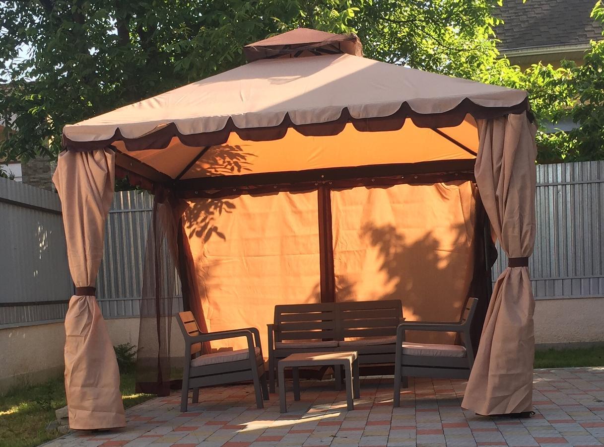 Ferienwohnung Комфортная Апарт-Студия Silena С 2 Спальнями Uschhorod Exterior foto
