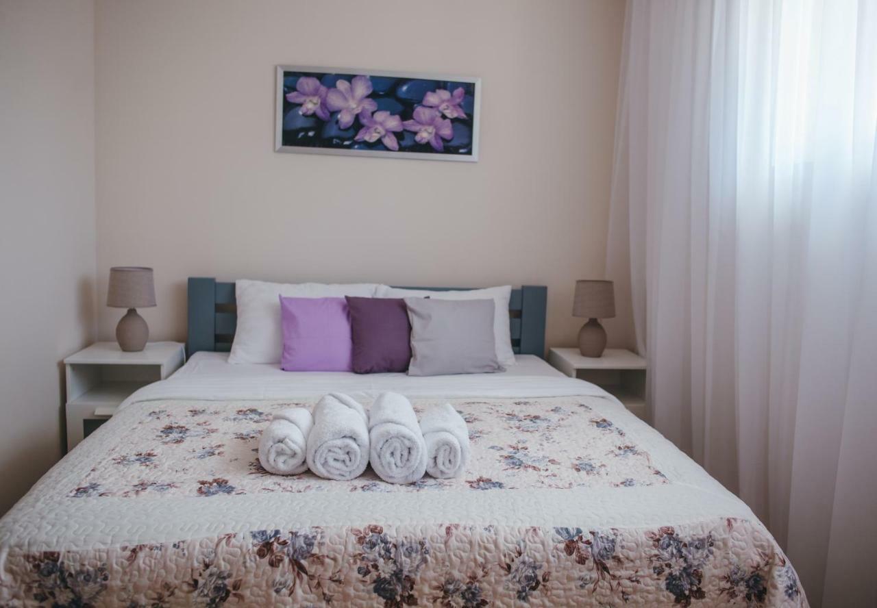 Ferienwohnung Комфортная Апарт-Студия Silena С 2 Спальнями Uschhorod Exterior foto