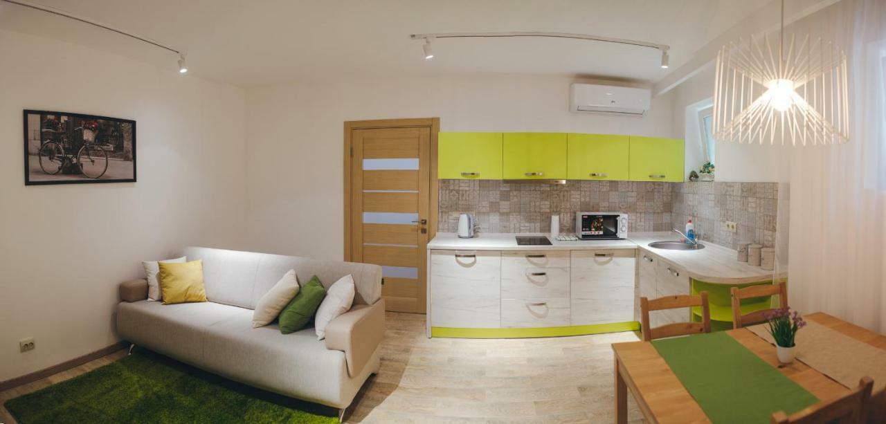 Ferienwohnung Комфортная Апарт-Студия Silena С 2 Спальнями Uschhorod Exterior foto